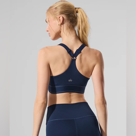 ALO Yoga Airlift Suit Up Bra Navy Size Small BNWT - Picture 3 of 11